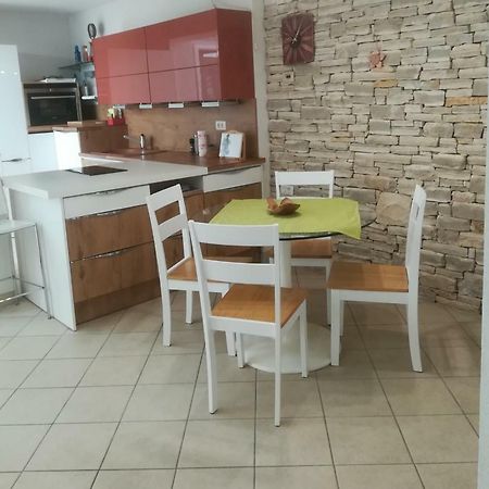 Apartma Zalka Izola Buitenkant foto