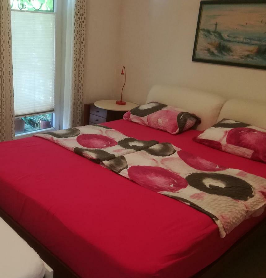 Apartma Zalka Izola Buitenkant foto