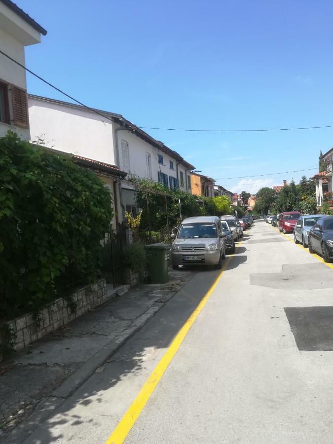 Apartma Zalka Izola Buitenkant foto